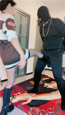 图片[17]_【芷镜小主】给狗戴上枷锁狠虐_HD绳艺资源