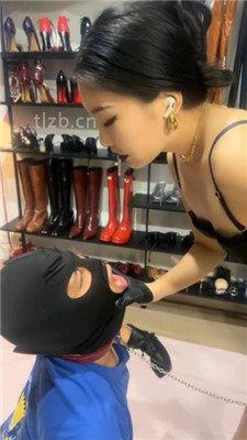 图片[11]_【猫爷】训练虐乳/跪舔长靴裸足/狗链遛狗_HD绳艺资源