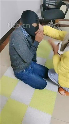 图片[3]_【广东迪迪】双S-犬化圈养奴-踩踏遛狗【双视角版】_HD绳艺资源