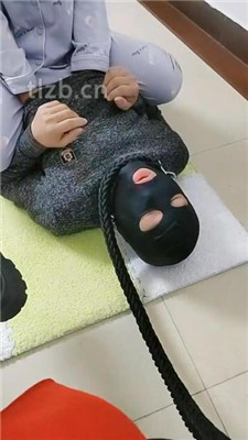 图片[12]_【广东迪迪】双S-犬化圈养奴-踩踏遛狗【双视角版】_HD绳艺资源