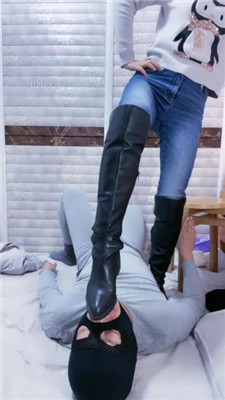 图片[13]_【九蛇大大】长靴白袜裸足踩踏/虐乳/人肉坐垫/耳光_HD绳艺资源