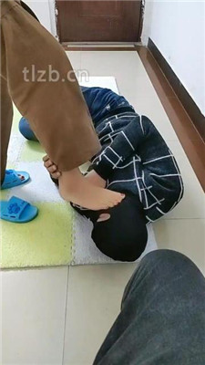 【微耀星空】梦雅S腿绞夹死变态小偷