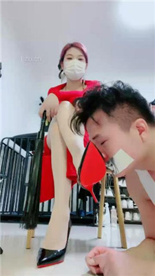 【第5风格】趁小姐姐做瑜伽舔她的脚 YC-230331-4