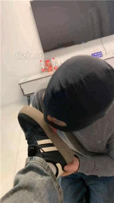 图片[16]_【精神小妹】双S-艺校女神-极度高难度挑战踢踹虐打_HD绳艺资源