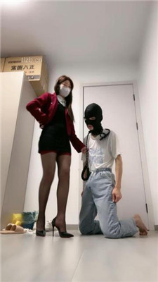 图片[4]_【樱子大人】黑丝高跟S-狗链遛狗/坐脸窒息/转胯/虐乳_HD绳艺资源