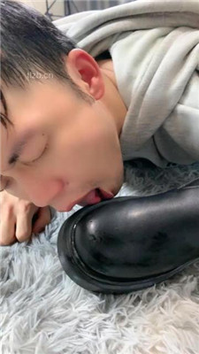 图片[15]_【肉肉】猥琐的代价-长靴踩虐踢踹/碾压狗舌_HD绳艺资源