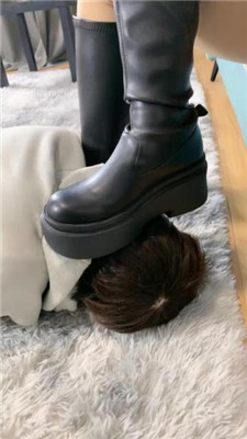 图片[16]_【肉肉】猥琐的代价-长靴踩虐踢踹/碾压狗舌_HD绳艺资源