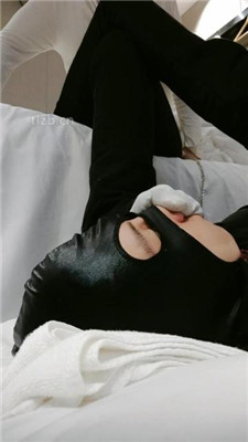 图片[4]_【玥野兔】运动后脏鞋白棉袜羞辱狗_HD绳艺资源