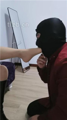 图片[11]_【凌儿女神】跪舔高跟长靴肉丝脚/sp/骑马转胯_HD绳艺资源