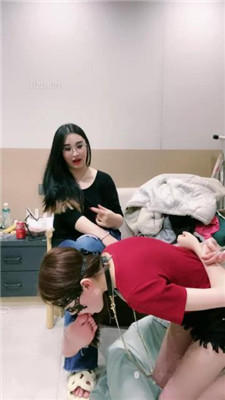 图片[3]_【小羊】女神母畜-拍子抽打/掐脖窒息/耳光_HD绳艺资源