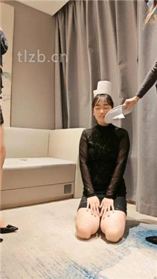 图片[9]_【月炎】双S-母畜-全身滴蜡/嘴叼纸拖鞋/耳光/掐脖_HD绳艺资源