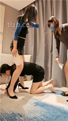 图片[12]_【月炎】双S-母畜-全身滴蜡/嘴叼纸拖鞋/耳光/掐脖_HD绳艺资源