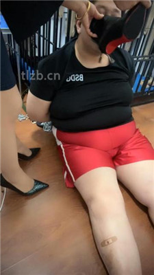 图片[18]_【冰色】狗笼圈养跪舔高跟原味脚_HD绳艺资源