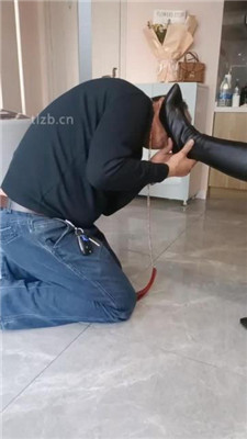 图片[4]_【平凡】长靴S胯下辱/内裤套头/跪舔裸足_HD绳艺资源