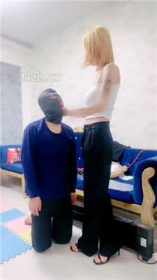 图片[6]_【兔兔大人】高跟踩踏/跪舔裸足脏鞋/腿绞_HD绳艺资源