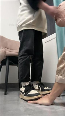 图片[3]_【狗哥】学生素人S的白袜就是香_HD绳艺资源