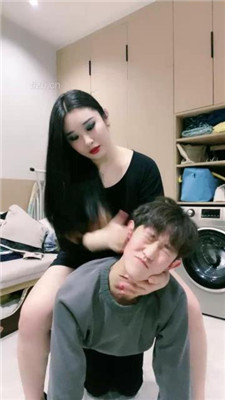 图片[14]_【小羊】高跟踩狗爪/掐脖/骑马耳光/吃口水_HD绳艺资源