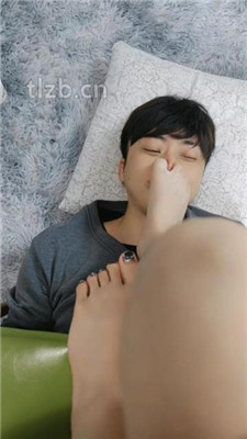 图片[2]_【诗琪】原味裸足捂脸恋足舔_HD绳艺资源