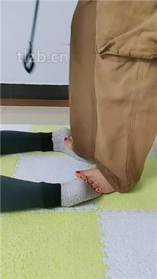 图片[6]_【广东迪迪】母畜-踩踏训练按摩伺候【双视角版】_HD绳艺资源