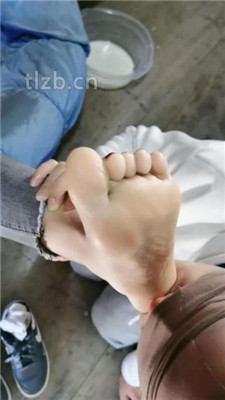 图片[13]_【大美】跑步后臭鞋袜深吸/赏赐洗脚水_HD绳艺资源