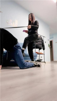 图片[13]_【嘉一】挑战迟到的狗-清理短靴/耳光/口水足喂食/踢踹_HD绳艺资源