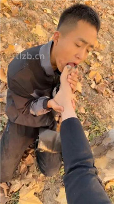 图片[15]_【辣姐】周末公园长靴S遛狗 【续集】_HD绳艺资源