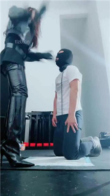 【第5风格】女经理上班被领导强迫舔脚 YC-230406-6