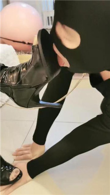 图片[5]_【苒溪】高跟长靴踩虐贱奴才【上】_HD绳艺资源