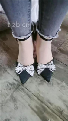 图片[17]_【大美】换3双鞋全体重踩踏_HD绳艺资源