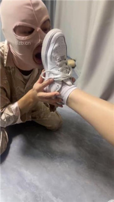 图片[12]_【狗哥】175模特双S-黑鞋白袜高难度挑战踩虐_HD绳艺资源