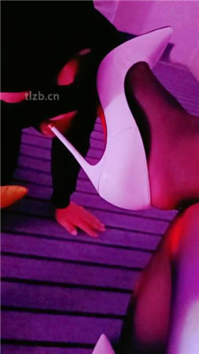 图片[3]_【bibi团】丝袜高跟恋足狂舔踩虐_HD绳艺资源