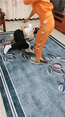 图片[8]_【广东迪迪】双主VS情侣奴-舔脏鞋底/骑马【双视角版】_HD绳艺资源