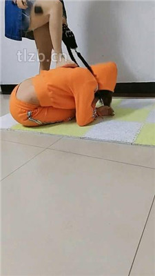 图片[9]_【广东迪迪】母畜-转胯训练/肉丝脚踩虐_HD绳艺资源