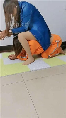 图片[11]_【广东迪迪】母畜-转胯训练/肉丝脚踩虐_HD绳艺资源