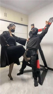 【月主】双S刑架固定重度虐打_HD绳艺资源