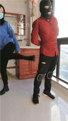 图片[5]_【凌儿】跪舔短靴原味棉袜/绳艺技巧/转胯/人肉座椅_HD绳艺资源