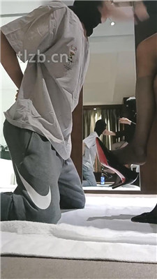 白袜美女教练健身房的残酷制服训练 YC-230415-2