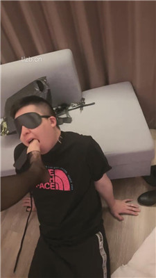 【兔粉粉】踢裆与羞辱 YC-230413-4