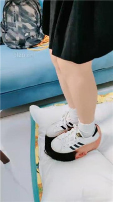 图片[4]_【萌宝儿】贝壳头白棉袜-拖鞋-裸足全体重踩脸_HD绳艺资源