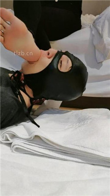 图片[7]_【玥野兔】臭白袜脚捂脸/舔脏泥巴鞋底_HD绳艺资源