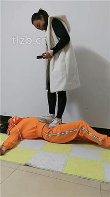 图片[3]_【广东迪迪】运动鞋白袜玩虐母畜【双视角版】_HD绳艺资源