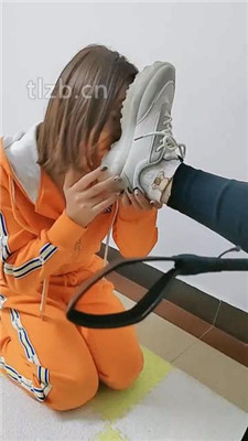 图片[6]_【广东迪迪】运动鞋白袜玩虐母畜【双视角版】_HD绳艺资源