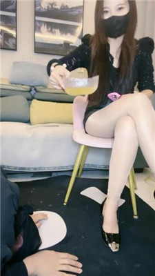 图片[9]_【思雅】跪舔高跟裸足/喂圣水_HD绳艺资源