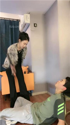 图片[7]_【鑫儿教头】骑脖胯下辱/高跟踩狗舌/桌底踩狗_HD绳艺资源