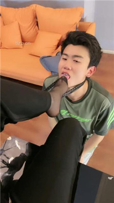 图片[10]_【鑫儿教头】骑脖胯下辱/高跟踩狗舌/桌底踩狗_HD绳艺资源