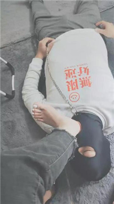 图片[6]_【云儿公主】啃吃脚皮-高跟裸足恋足舔_HD绳艺资源