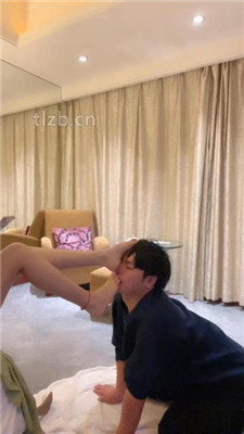 图片[16]_【Alina七】坐狗头/品尝原味裸足/物化人肉坐垫/骑脖打手心_HD绳艺资源