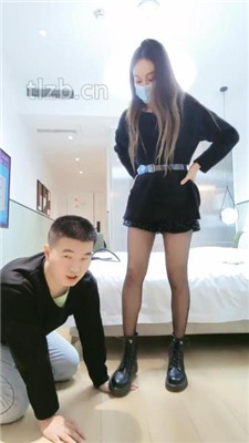 图片[5]_【重庆男神】开发路人S-抽耳光/骑马训练/短靴踩踏/黑丝脚喂酸奶_HD绳艺资源