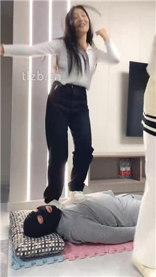 图片[7]_【精神小妹】双S-艺校舞蹈生练习踩踏_HD绳艺资源