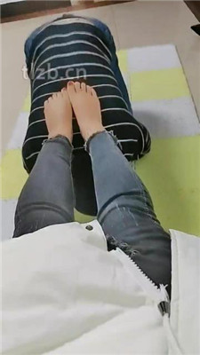 图片[8]_【广东迪迪】跪舔短靴白袜裸足【双视角版】_HD绳艺资源